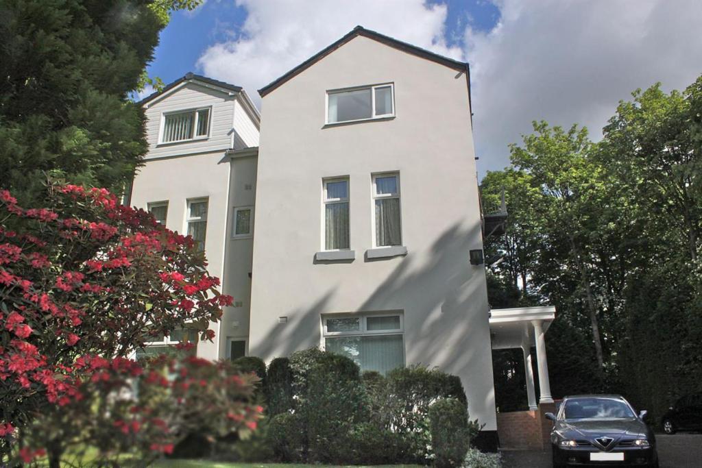 La Suisse Serviced Apartments Manchester Exterior photo